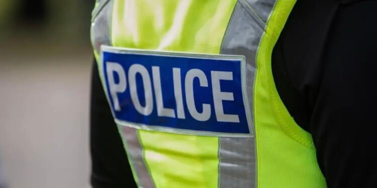 17 Year Old arrested on suspicion of Attempted Murder after Stabbing. Police appeal for Witnesses