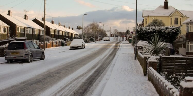 Southampton Braces for Snow as Met Office Issues Overnight Weather Warning