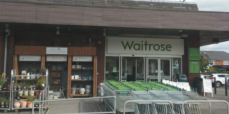 Southampton Police Hunt for Suspects After Failed ATM Raid at Waitrose in Portswood