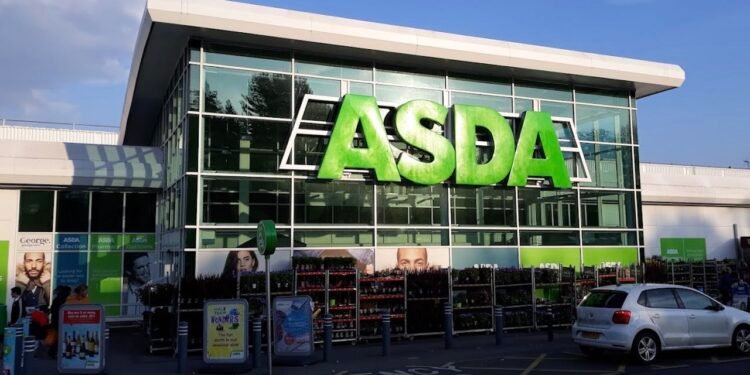 Police Appeal After Car Window Smashed in ASDA Chandler’s Ford Car Park