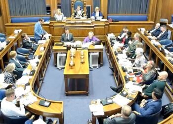 Legal question over Asylum Hotel Planning Permission Met With Short answer from Labour Councillors in  Southampton Meeting