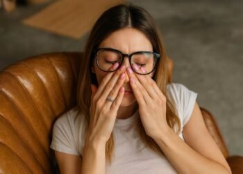 Don’t Overlook Your Eyes As Seasons Change – Warns Local Southampton Doctor