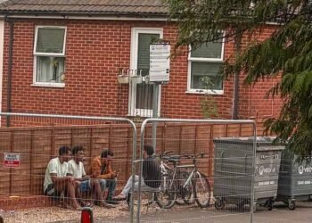 Southampton Residents Woken by Noisy Arrivals at Asylum Hotel as Channel Crossings Surge