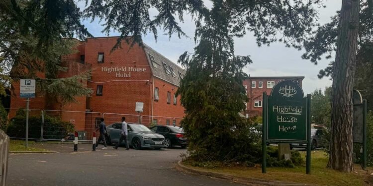 Southampton Residents Woken by Noisy Arrivals at Asylum Hotel as Channel Crossings Surge