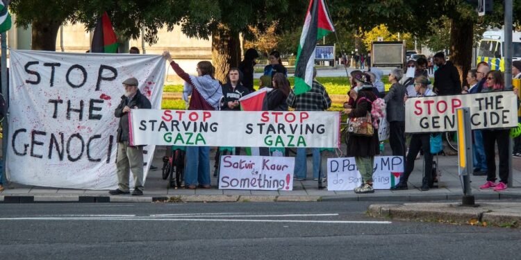 Pro-Palestine Protestors gather at Civic Centre to Protest Southampton Arms Manufacturer’s Role in Gaza Conflict