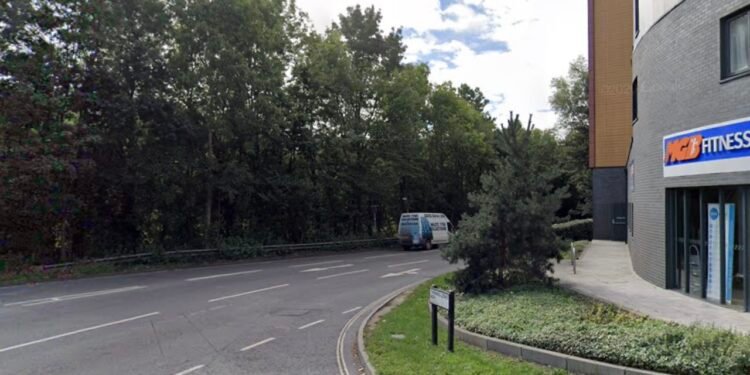 Police Appeal for Witnesses After Rented E-Scooter Collision on Thomas Lewis Way, Southampton